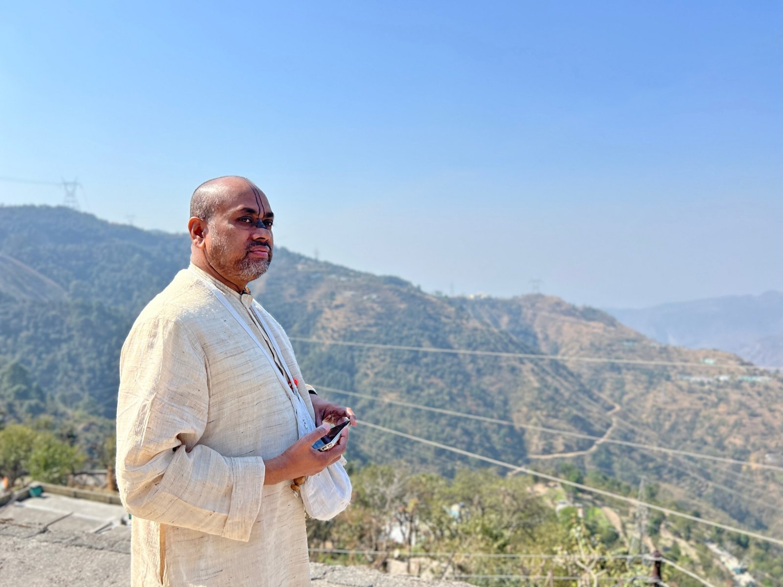 Himalaya Parikrama with European Devotees